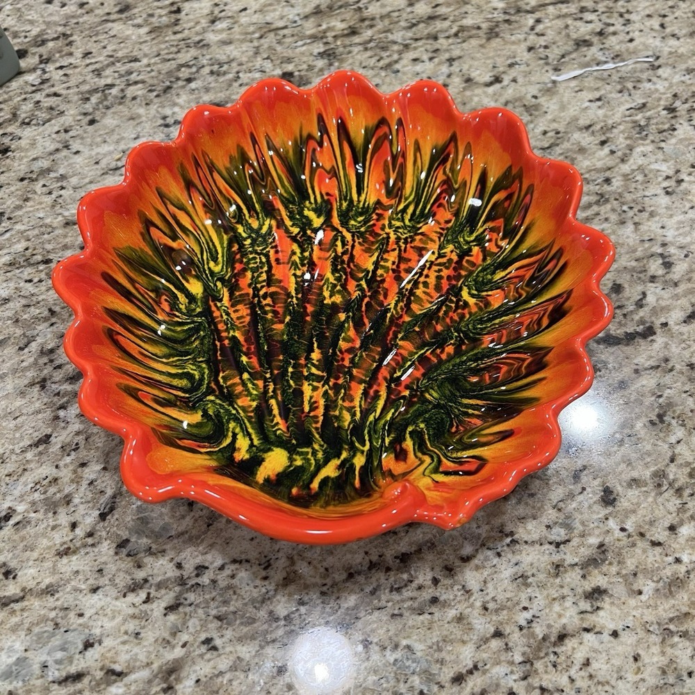 Vintage MADDIX‎ OF CALIFORNIA 3039 Shell Shaped Dish, Orange, Bright Colors